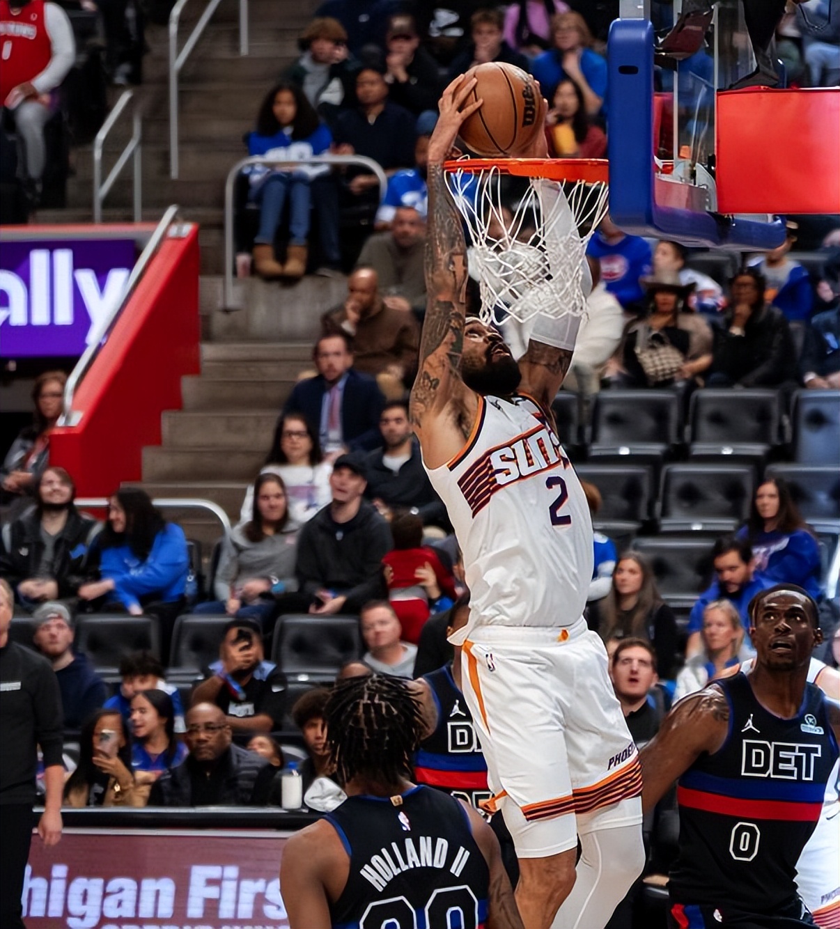 kpl盘口 -关于转会期菲尼克斯太阳调整名单以备CBA季后赛,刷新队史纪录环节打磨,更衣室稳定,赛程密集仍需轮换的信息